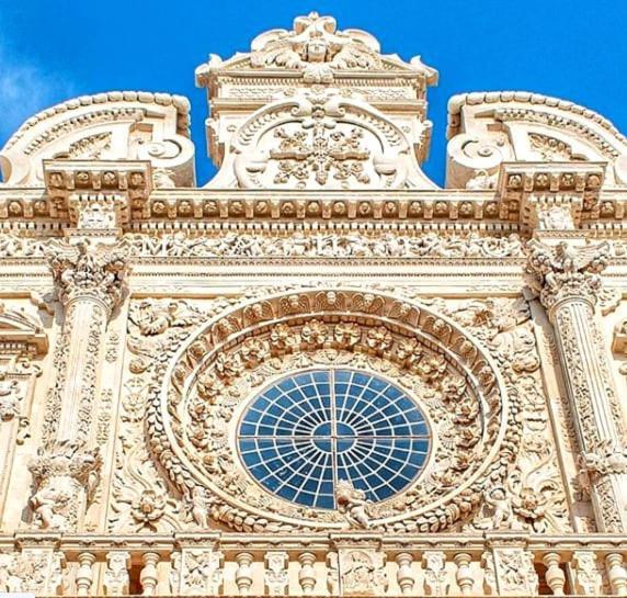 "Il Vecchio Salone" Appartamento In Pieno Centro Con Garage Privato Lecce Dış mekan fotoğraf