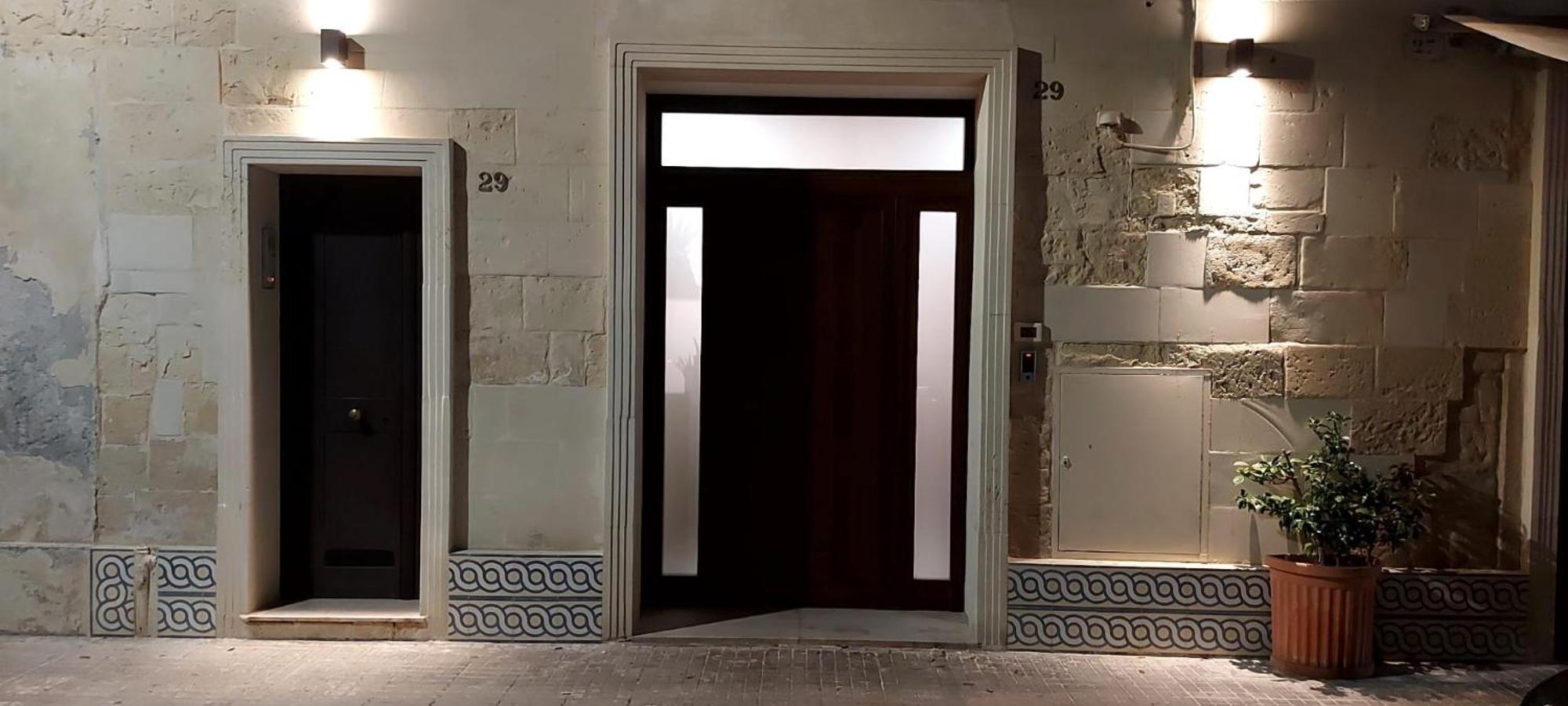 "Il Vecchio Salone" Appartamento In Pieno Centro Con Garage Privato Lecce Dış mekan fotoğraf